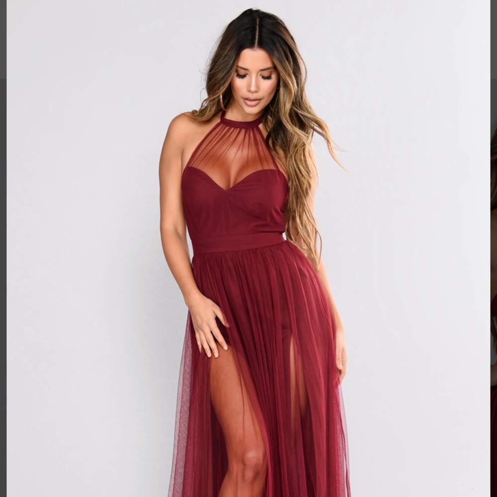 Fashion Nova OFF THE TULLE GOWN